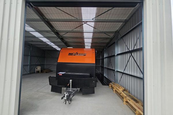 Caravan_in_shed_by_smartsteelbuildings